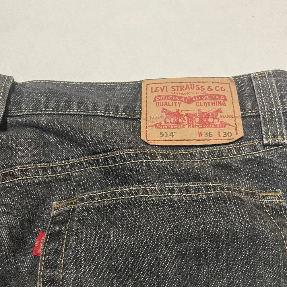 Levi's 514 Slim Straight Jeans Men's 36 X 31 Black Charcoal Denim Made Mexico
